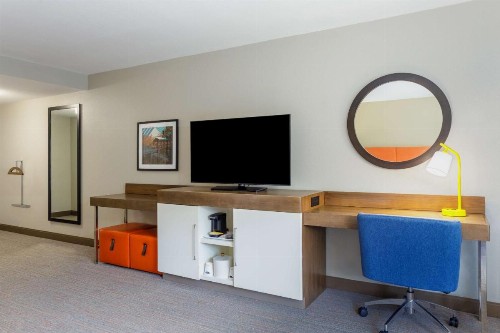 Hampton Inn & Suites Tallahassee I-10-Thomasville Road - image 20