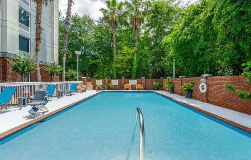 Hampton Inn & Suites Tallahassee I-10-Thomasville Road - image 6