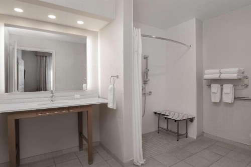 Homewood Suites by Hilton Tallahassee - image 17