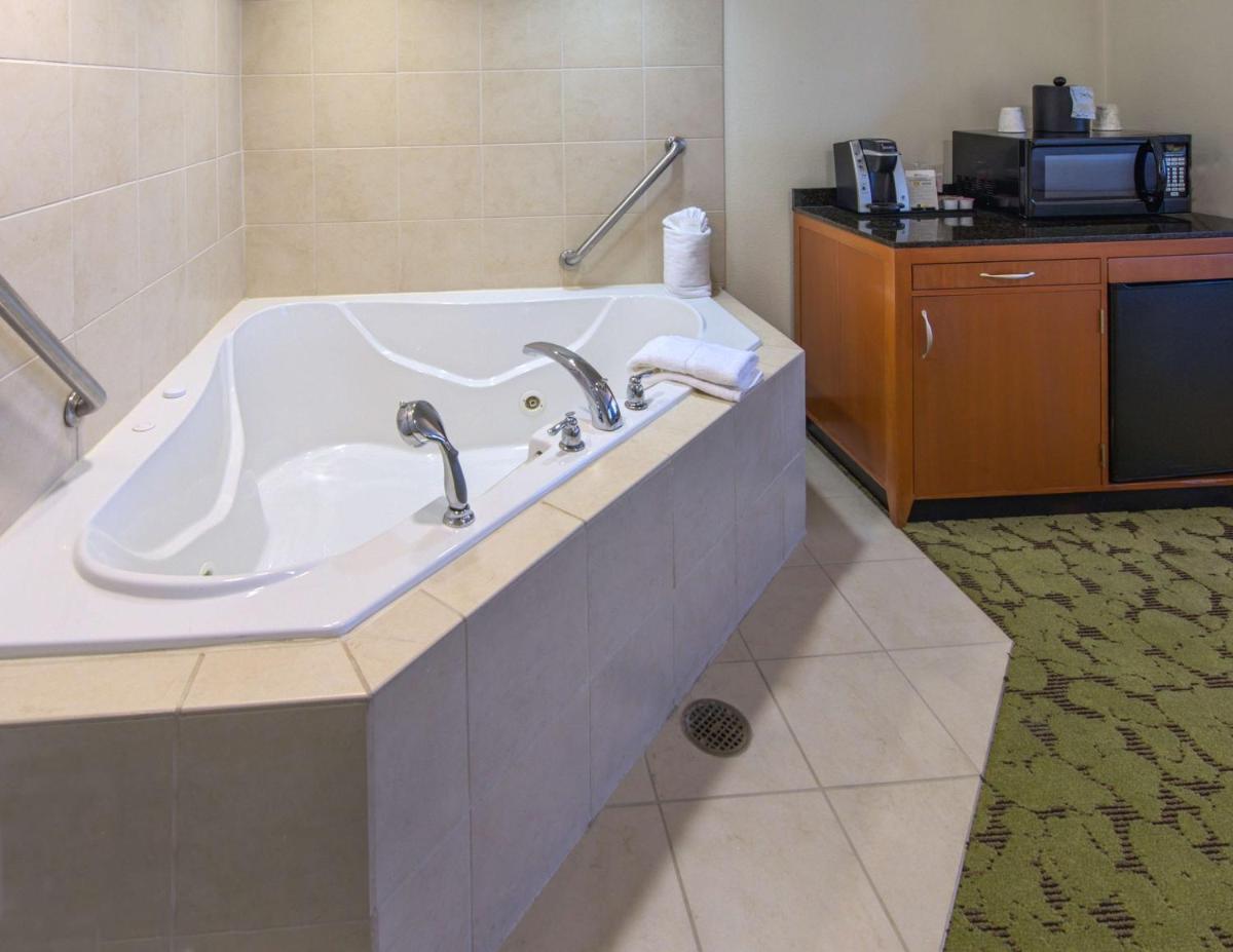 Hilton Garden Inn Tallahassee Central - image 6
