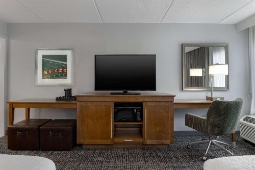 Hampton Inn Tallahassee-Central - image 17