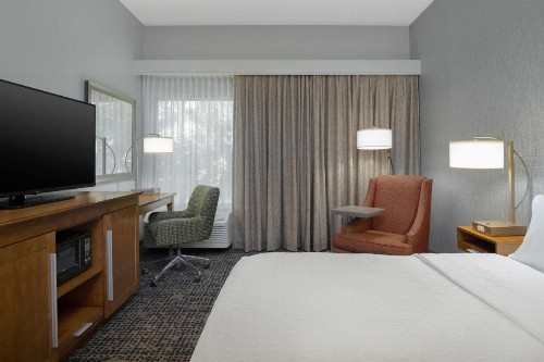 Hampton Inn Tallahassee-Central - image 19
