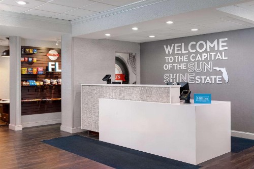 Hampton Inn Tallahassee-Central - image 3