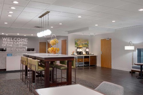 Hampton Inn Tallahassee-Central - image 6