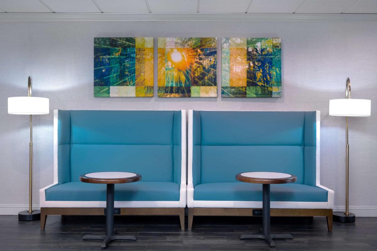 Hampton Inn Tallahassee-Central - image 7