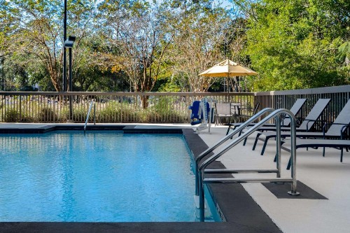 Hampton Inn Tallahassee-Central - image 9