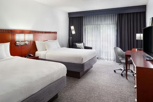Courtyard by Marriott Tallahassee Downtown/Capital - image 9