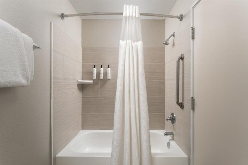 Fairfield Inn Tallahassee North/I-10 - image 4