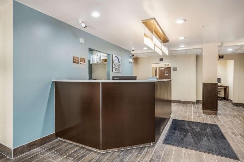 Sleep Inn & Suites - image 19