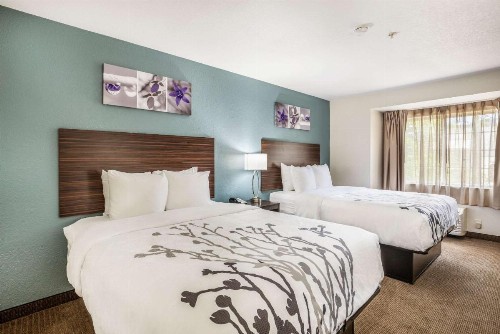 Sleep Inn & Suites - image 34
