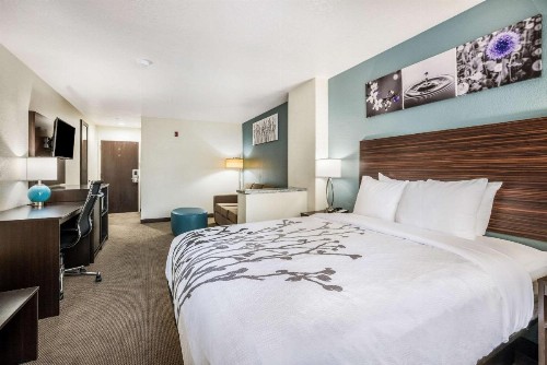 Sleep Inn & Suites - image 43