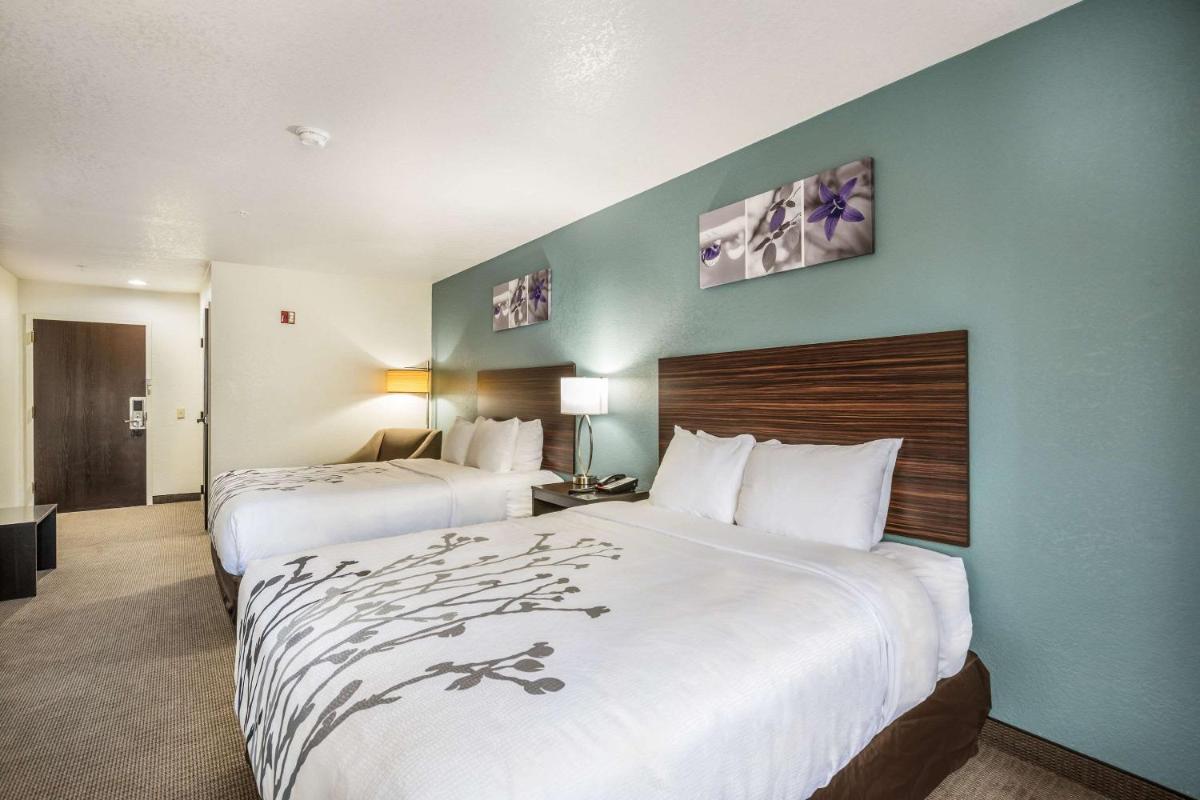 Sleep Inn & Suites - image 6
