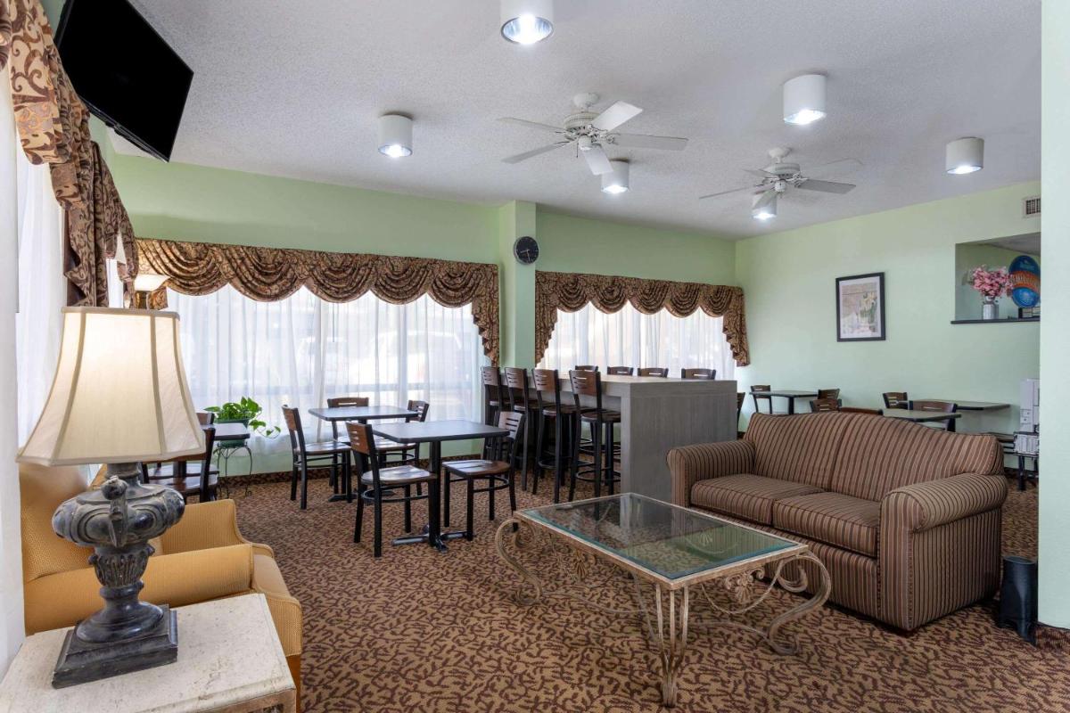 Baymont by Wyndham Tallahassee - image 5