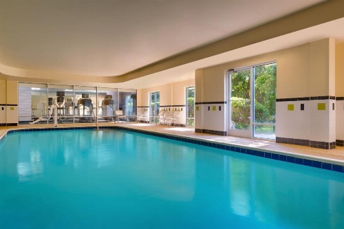 Fairfield Inn & Suites by Marriott Tallahassee Central - image 10