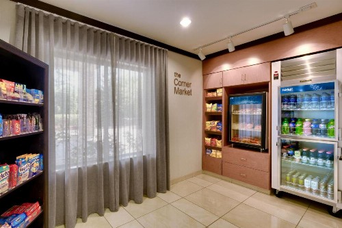 Fairfield Inn & Suites by Marriott Tallahassee Central - image 19