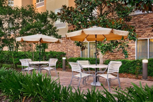Fairfield Inn & Suites by Marriott Tallahassee Central - image 2