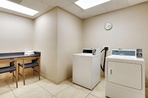 Fairfield Inn & Suites by Marriott Tallahassee Central - image 22