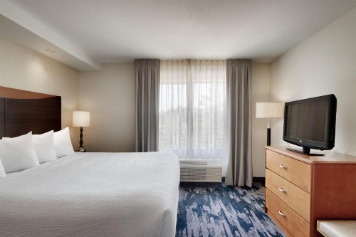 Fairfield Inn & Suites by Marriott Tallahassee Central - image 23