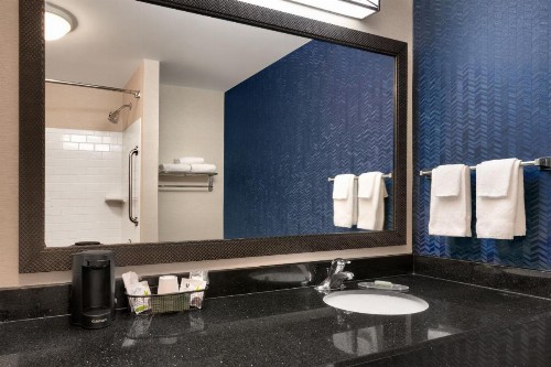 Fairfield Inn & Suites by Marriott Tallahassee Central - image 28