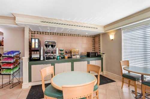 La Quinta Inn by Wyndham Tallahassee North - image 22