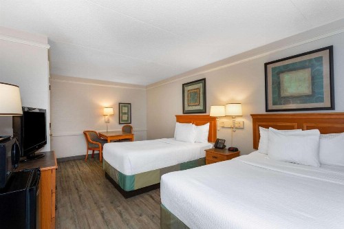 La Quinta Inn by Wyndham Tallahassee North - image 44