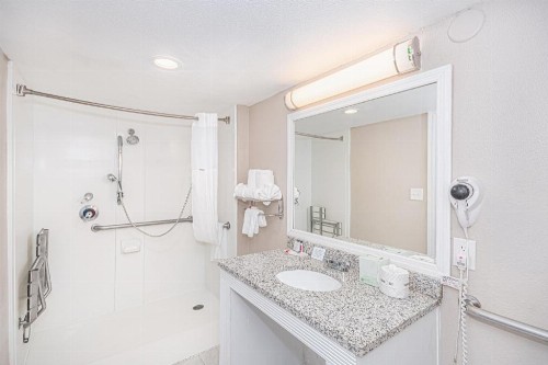 Baymont by Wyndham Tallahassee Central - image 49