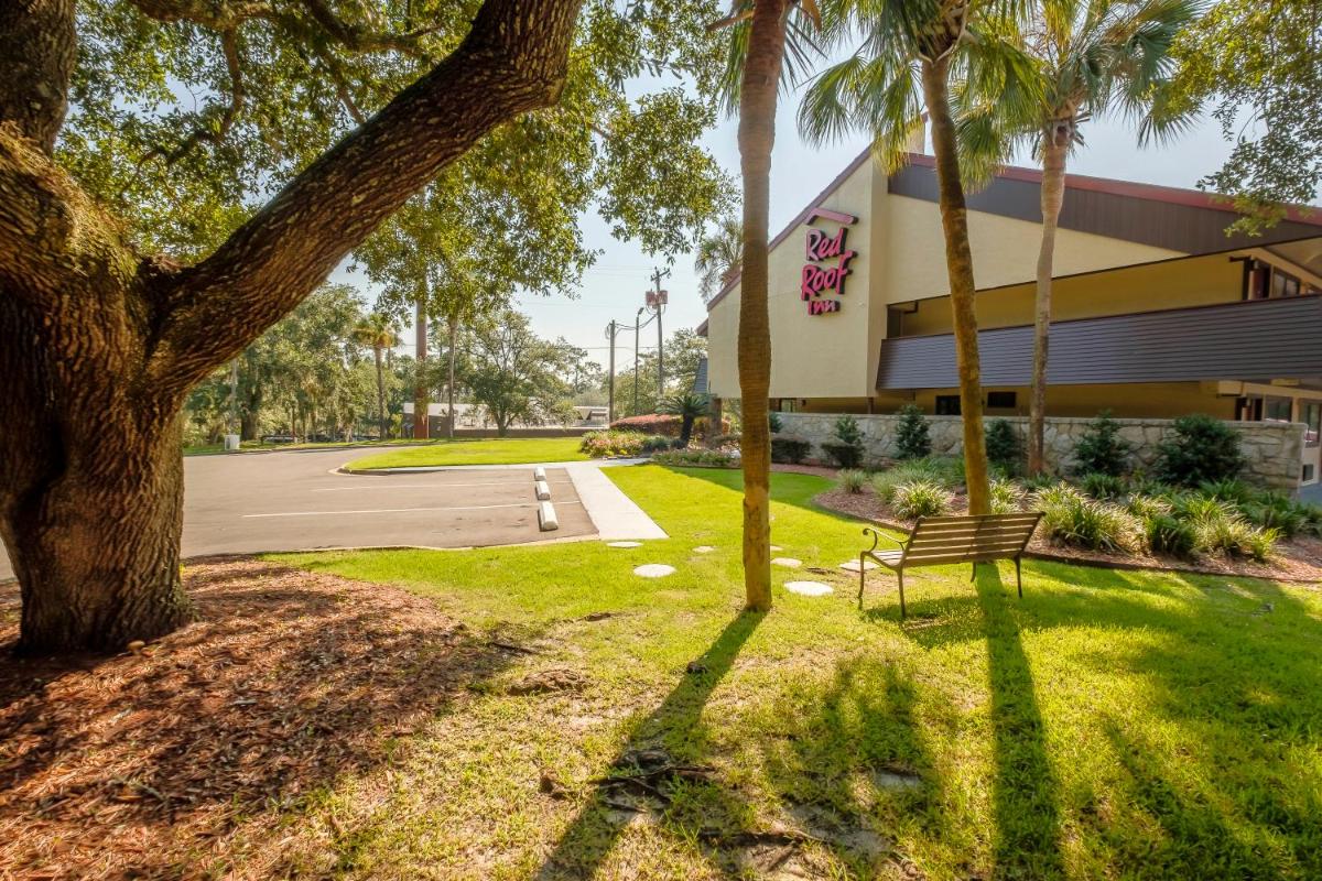 Red Roof Inn Tallahassee - University - image 2