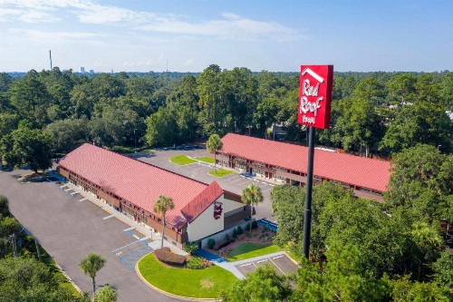 Red Roof Inn Tallahassee - University - image 3