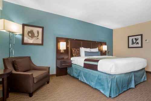 Best Western Plus Tallahassee North Hotel - image 5