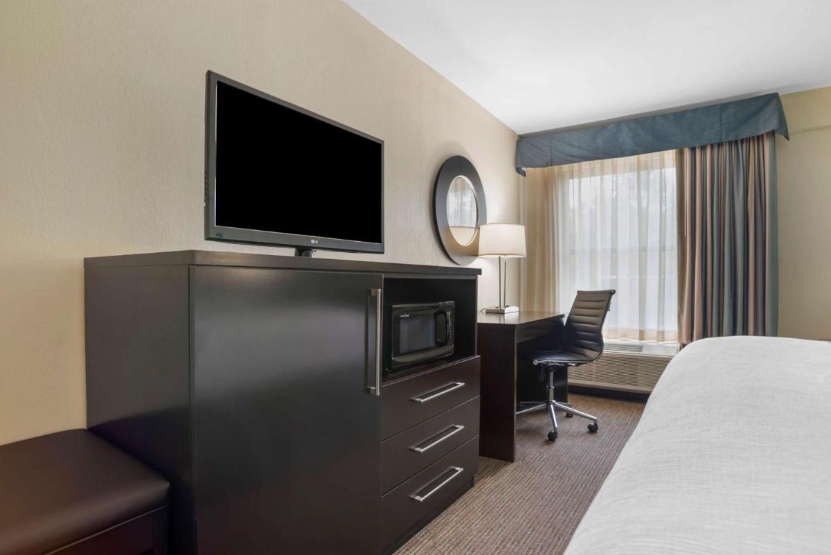 Best Western Plus Tallahassee North Hotel - image 7