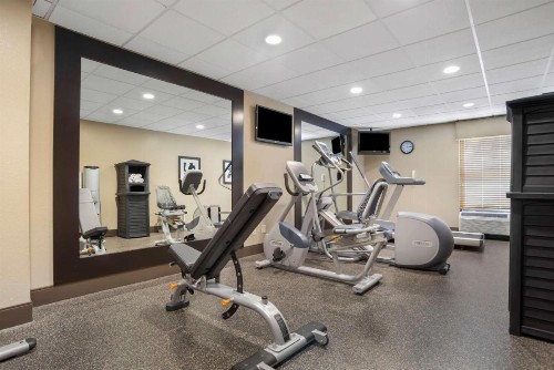 Best Western Plus Tallahassee North Hotel - image 9