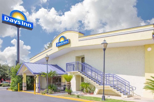 Days Inn by Wyndham Tallahassee University Center - image 30