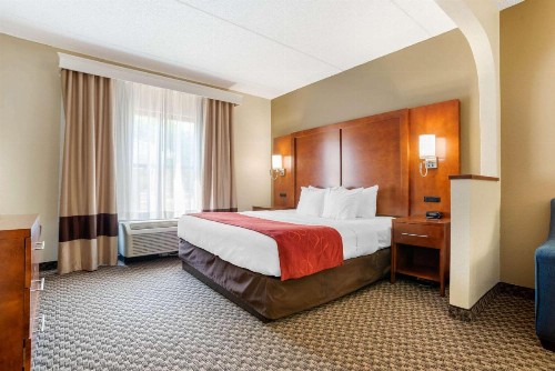 Comfort Suites Tallahassee Downtown - image 35