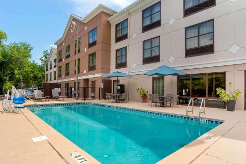 Comfort Suites Tallahassee Downtown - image 41