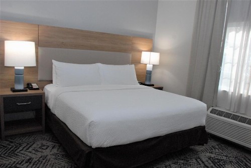 Candlewood Suites Tallahassee an IHG Hotel - image 26