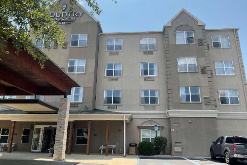 Country Inn & Suites by Radisson Tallahassee Northwest I-10 FL - image 2