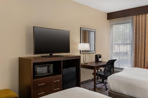 Holiday Inn Express Tallahassee an IHG Hotel - image 35