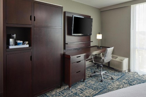 Four Points by Sheraton Tallahassee Downtown - image 28
