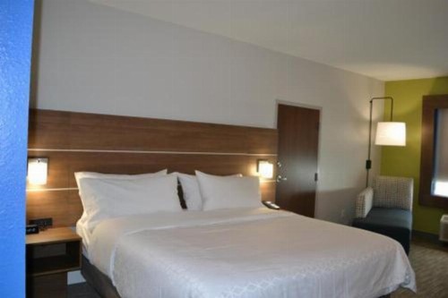 Holiday Inn Express Tallahassee-University Central an IHG Hotel - image 16