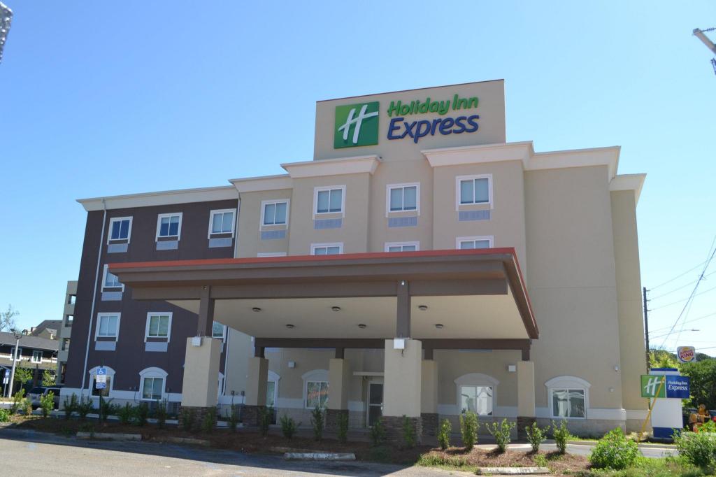 Holiday Inn Express Tallahassee-University Central an IHG Hotel - image 2