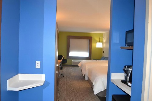Holiday Inn Express Tallahassee-University Central an IHG Hotel - image 29