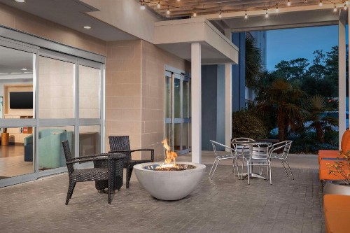 Home2 Suites by Hilton Tallahassee State Capitol - image 3