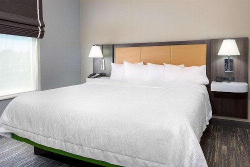 Hampton Inn & Suites Tallahassee Capitol-University - image 18
