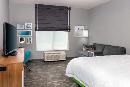 Hampton Inn & Suites Tallahassee Capitol-University - image 23