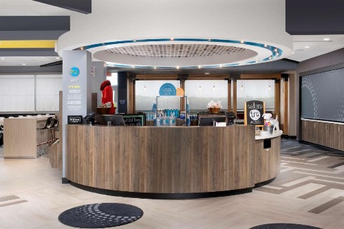 Tru By Hilton Tallahassee Central - image 10