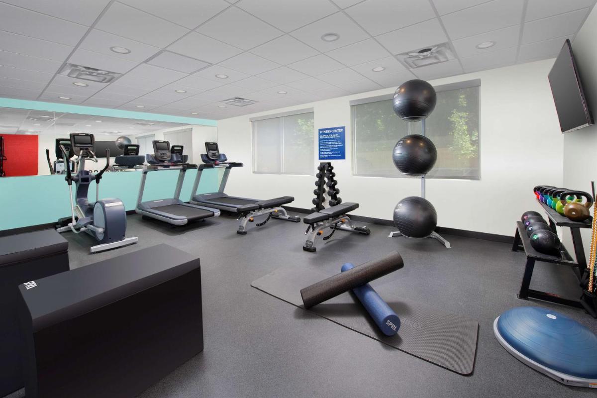 Tru By Hilton Tallahassee Central - image 4