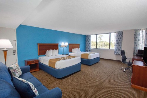Days Inn & Suites by Wyndham Tallahassee Conf Center I-10 - image 17