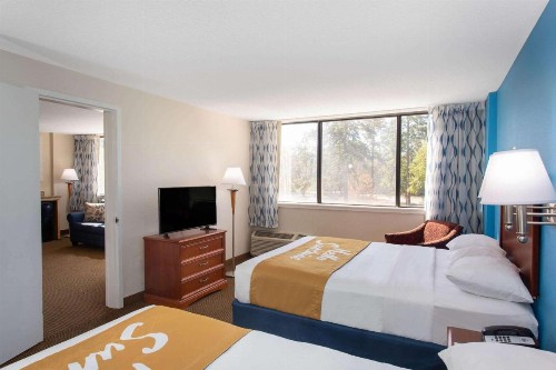 Days Inn & Suites by Wyndham Tallahassee Conf Center I-10 - image 31