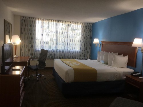 Days Inn & Suites by Wyndham Tallahassee Conf Center I-10 - image 38
