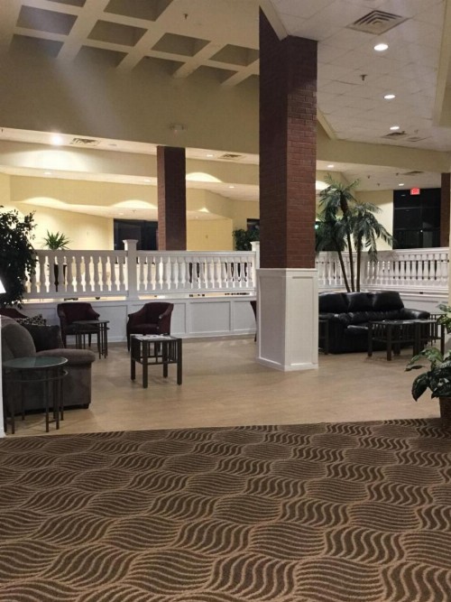 Days Inn & Suites by Wyndham Tallahassee Conf Center I-10 - image 42